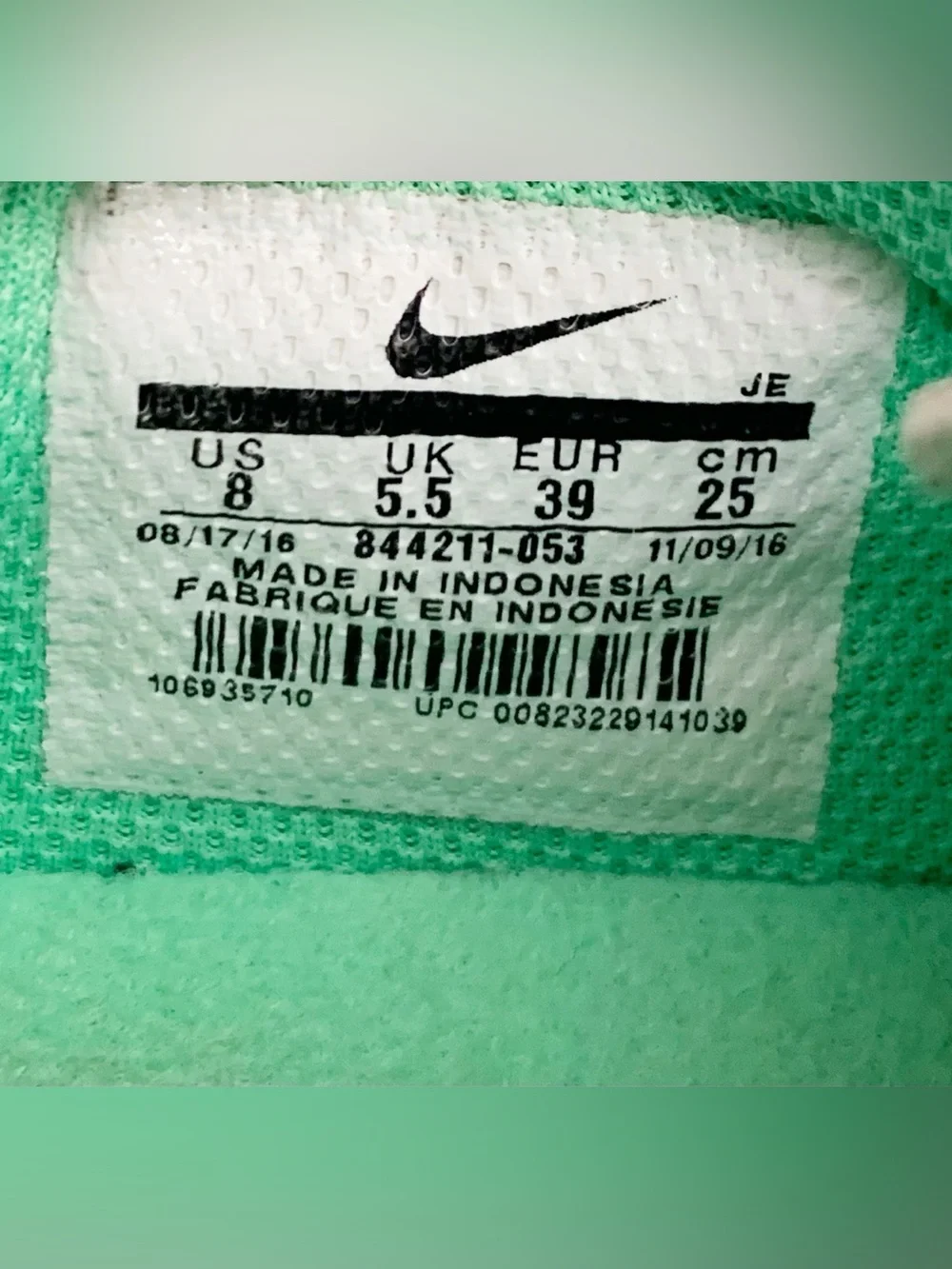 Nike Magista Women's Gray Soccer Cleats ~ 8